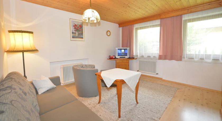 Fernblick Apartman Leutasch Szoba fotó
